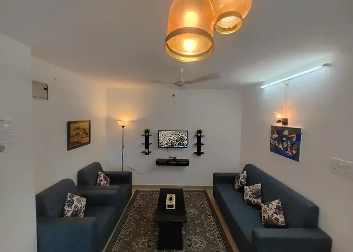 Nk Homes - 2Bhk Serviced Apartments, Fully Furnished, Wi-Fi, Home-Style Kitchen Hyderabad