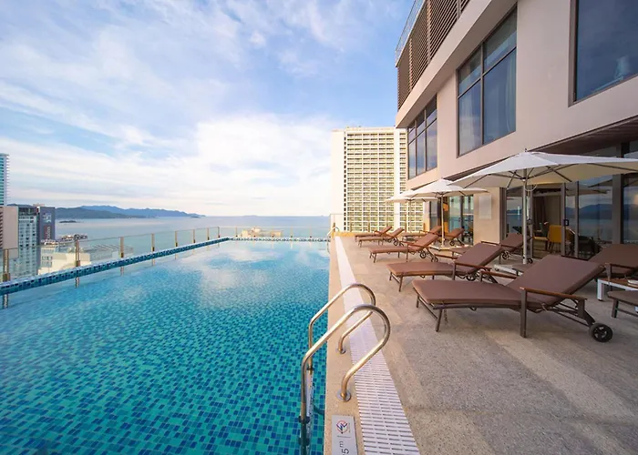 Green Beach Hotel Nha Trang