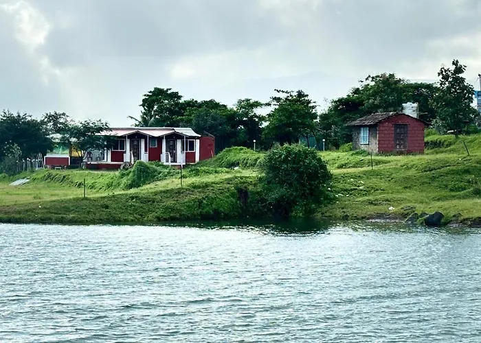 Hotel Mauli Agro Farm Dam View Resort Satara