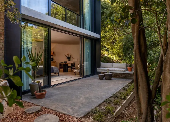 Future Found Sanctuary, Luxury Boutique Hotel By Newmark Cape Town