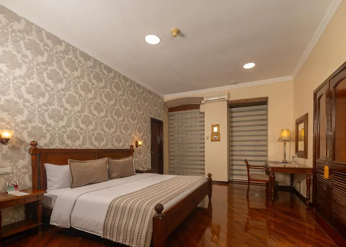 Hotel Patio Andaluz Quito