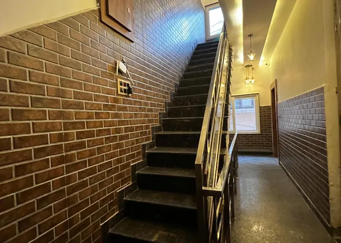 Gulab Lodge Jammu