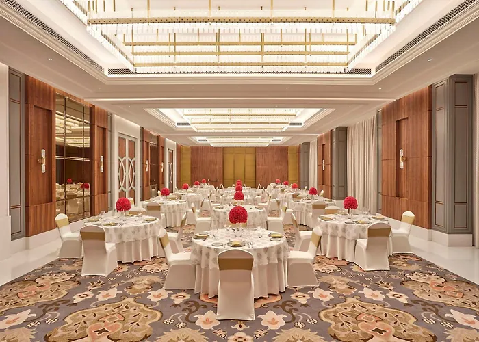 Doubletree By Hilton Bengaluru Whitefield Hotel