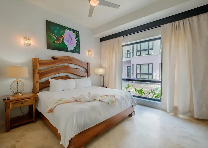 Diamante Beachfront Suites San Pedro 