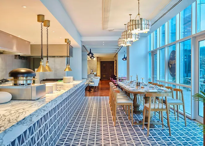 Hilton Cairo Nile Maadi Hotel