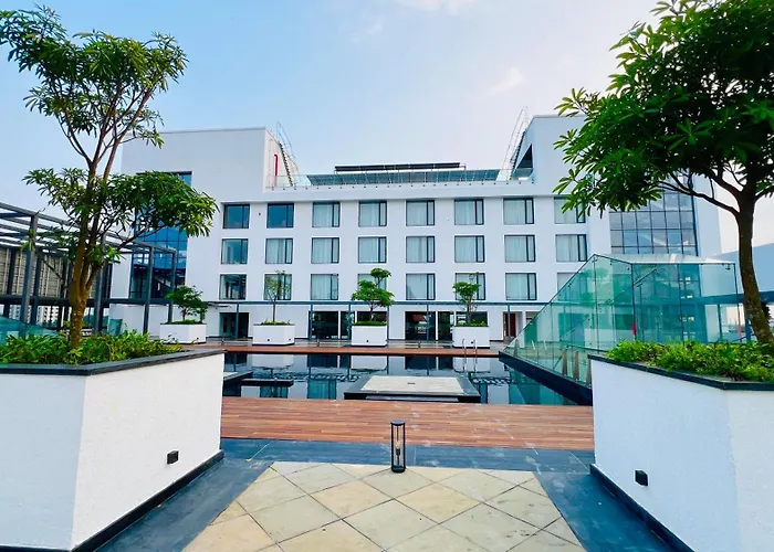 Gokulam Grand Kozhikode Hotel