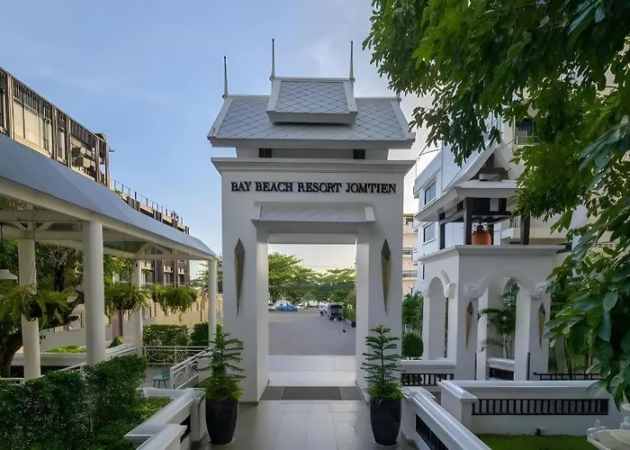 Bay Beach Resort Jomtien Pattaya