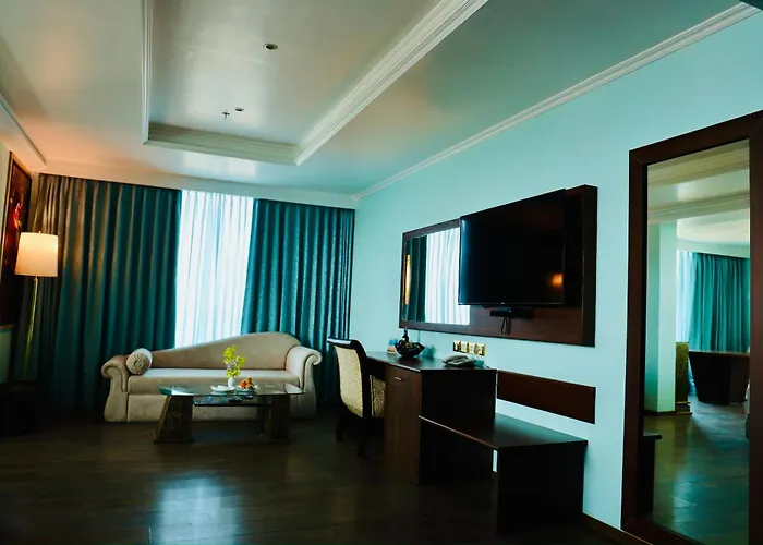 The Quilon Beach Hotel And Convention Center Kollam