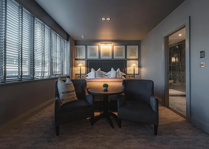 Dakota Newcastle Hotel