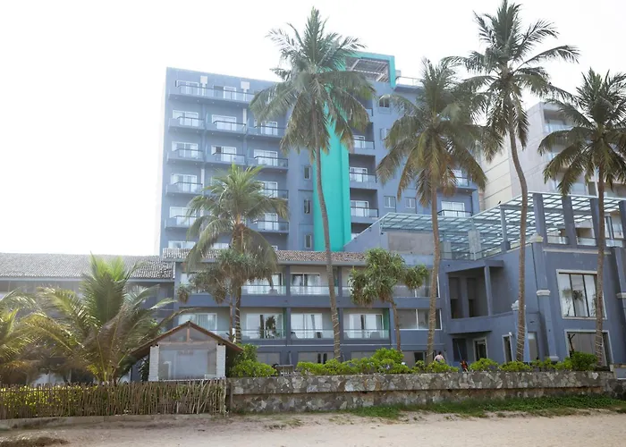 Earl'S Regent Negombo "Golden Shore At Your Door - Find Your Dream Stay"