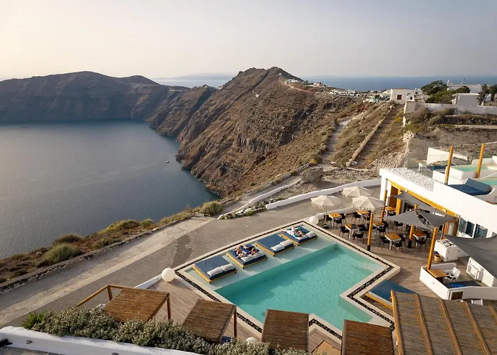 Amaze Suites Imerovigli 