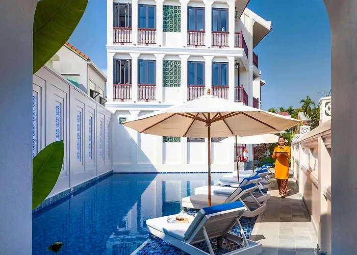 Cozy Central Hoi An Boutique Hotel
