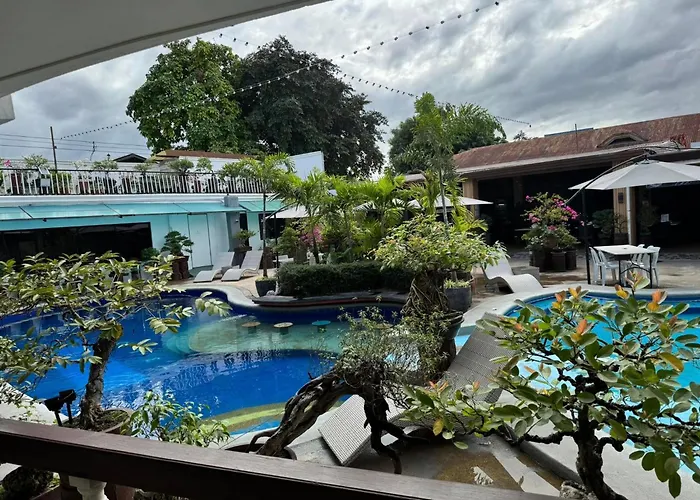 Vincent Resort Hotel Angeles