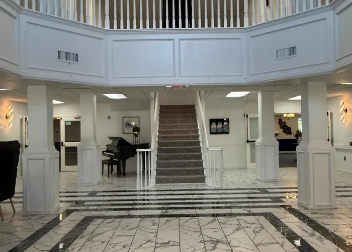 The Enchanted Suites & Residence Roswell