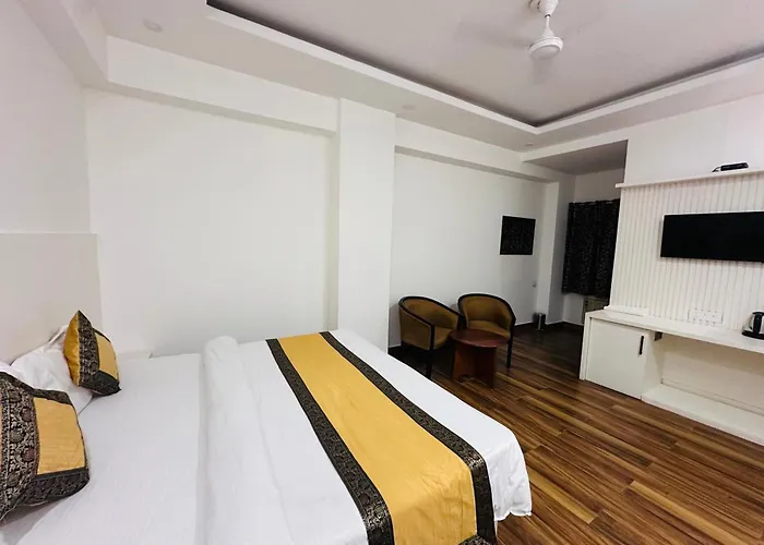 Hotel Ok International Varanasi