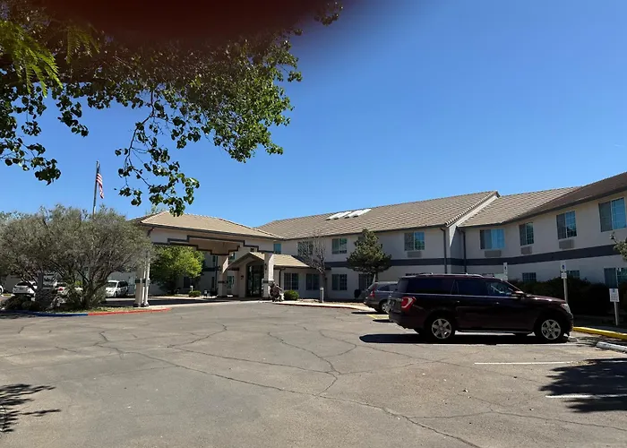 The Enchanted Suites & Residence Roswell