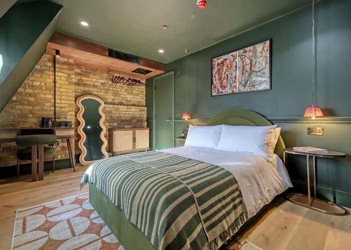 The Carlton Tavern Hotel London