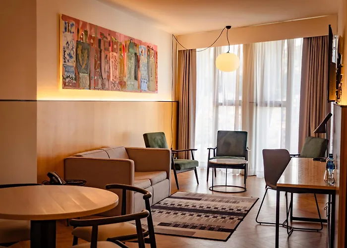 Met Hotel La Paz