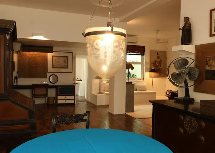 Geoffrey Bawa'S Home Number 11 Colombo
