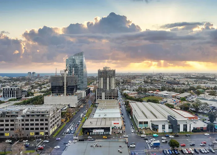 Oakwood Premier Melbourne Aparthotel