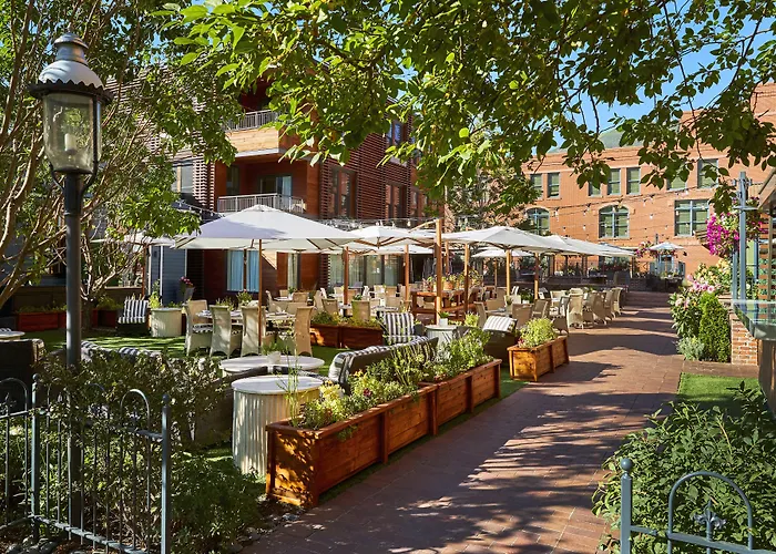 Hotel Jerome, An Auberge Resort Aspen