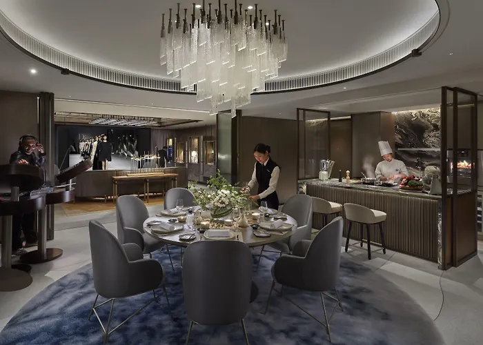 The Landmark Mandarin Oriental, Hong Kong