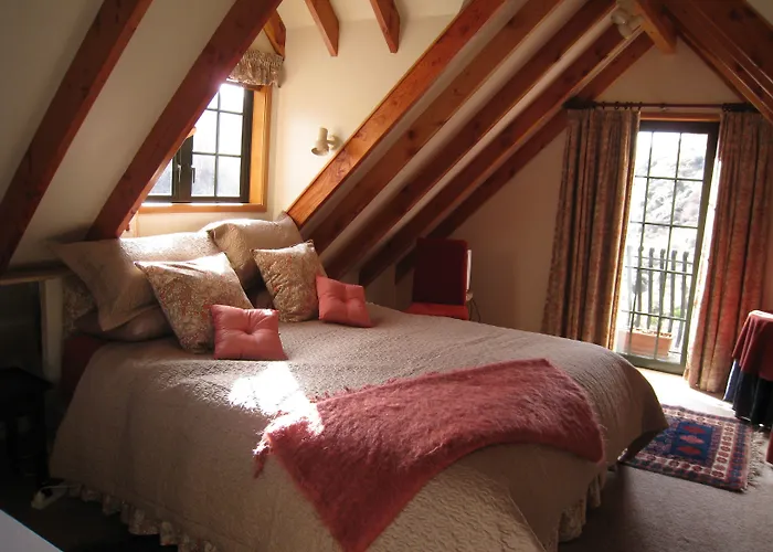 Trelawn Riverside Cottages Arthurs Point