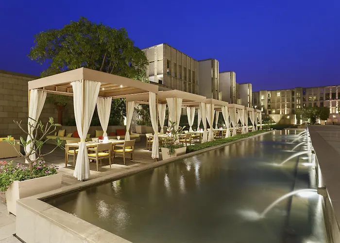 The Lodhi - A Member Of The Leading Hotels Of The World New Delhi
