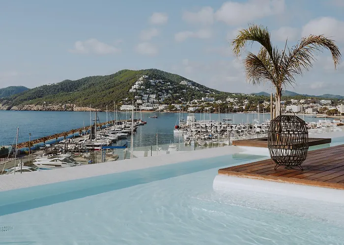 Aguas De Ibiza Grand Luxe Hotel - Small Luxury Hotel Of The World Santa Eularia des Riu