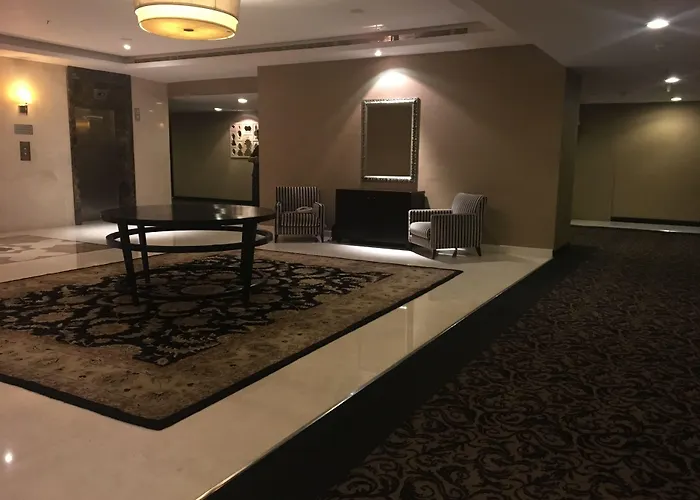 Oakwood Premier Prestige Hotel Bangalore