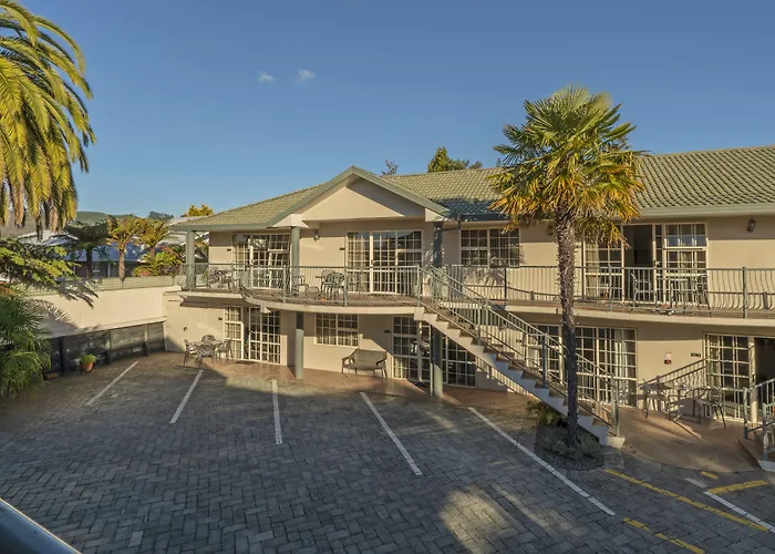 Silver Fern Rotorua Suites & Spa