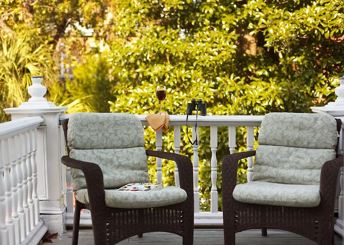 Azalea Inn And Villas Savannah