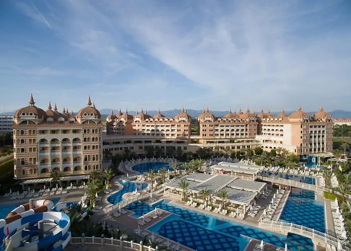 Royal Alhambra Palace Side