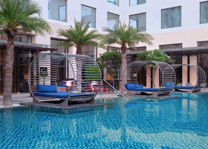 Courtyard By Marriott Agra Hotel