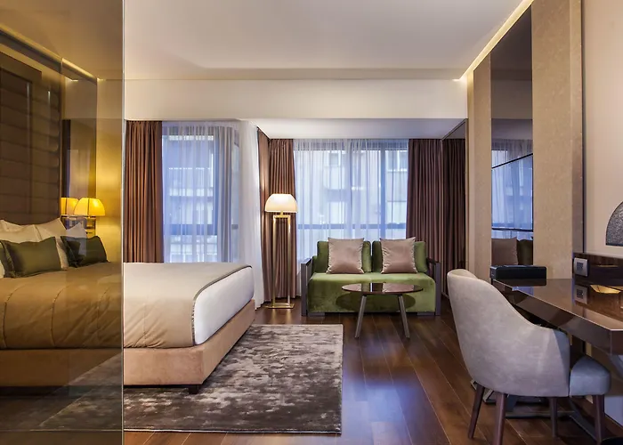 Saint Ten Boutique Hotel, Small Luxury Hotels Belgrade