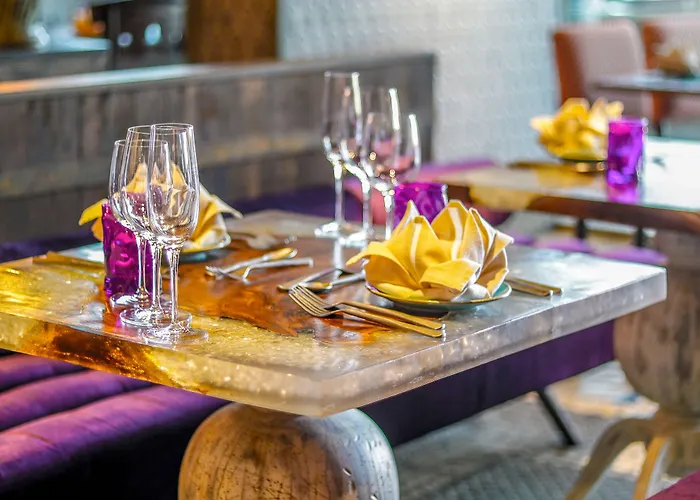Crowne Plaza Muscat Ocec By Ihg Hotel