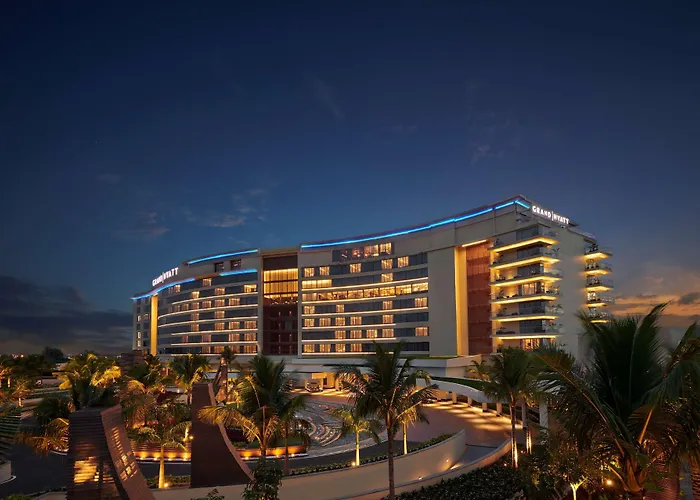 Grand Hyatt Kochi Bolgatty Hotel