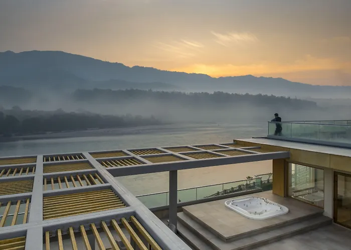 Modi Yoga Retreat Rishikesh Hotel