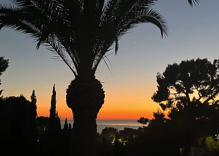 The Address Cassis Hotel