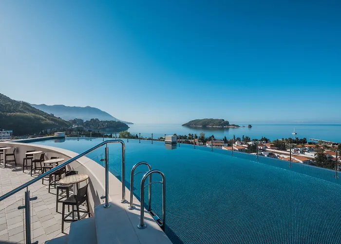 Iberostar Waves Slavija Hotel Budva