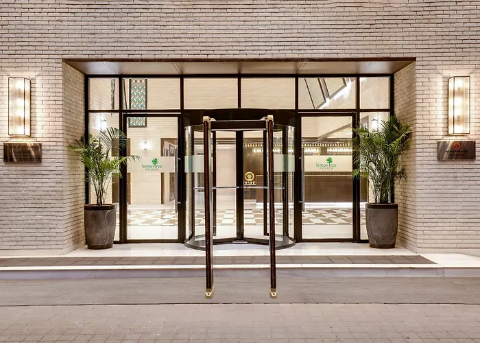 Lemon Tree Premier, Mumbai International Airport Hotel