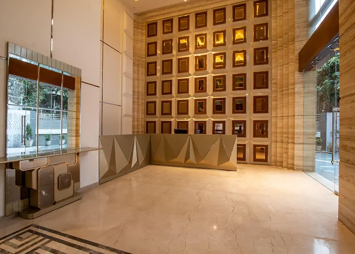 The Pristine Hotel Kānpur
