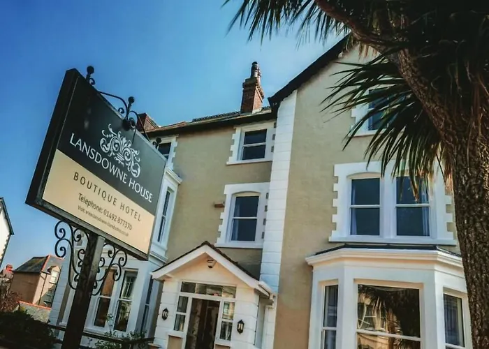 Lansdowne House With Private Car Park Hotel Llandudno