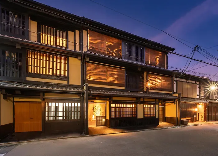 Nazuna Kyoto Nishi Honganji