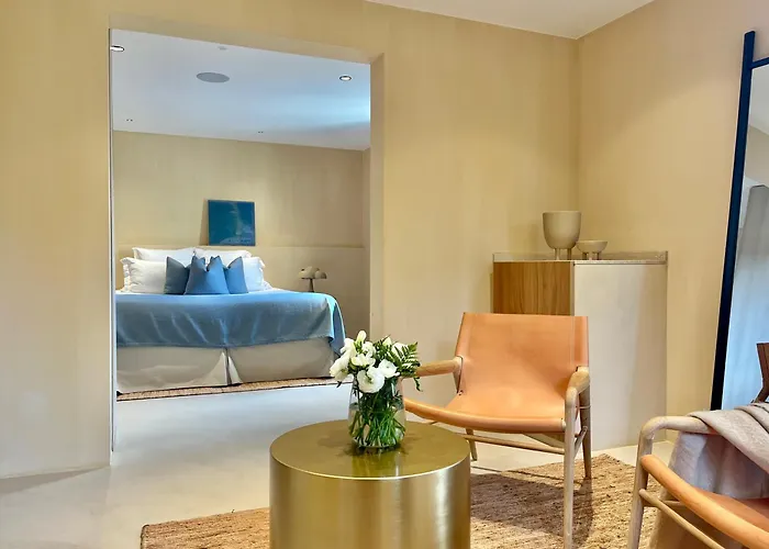 Toile Blanche Hotel Saint Paul de Vence