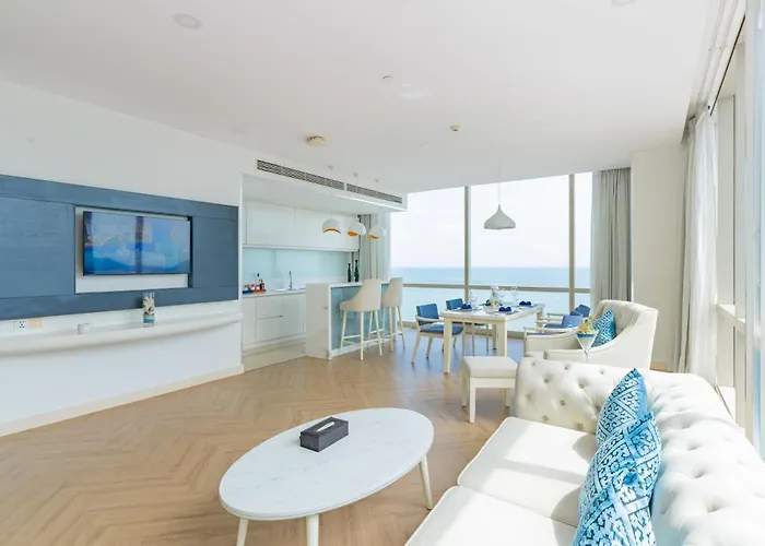 Diamond Bay Hotel Nha Trang