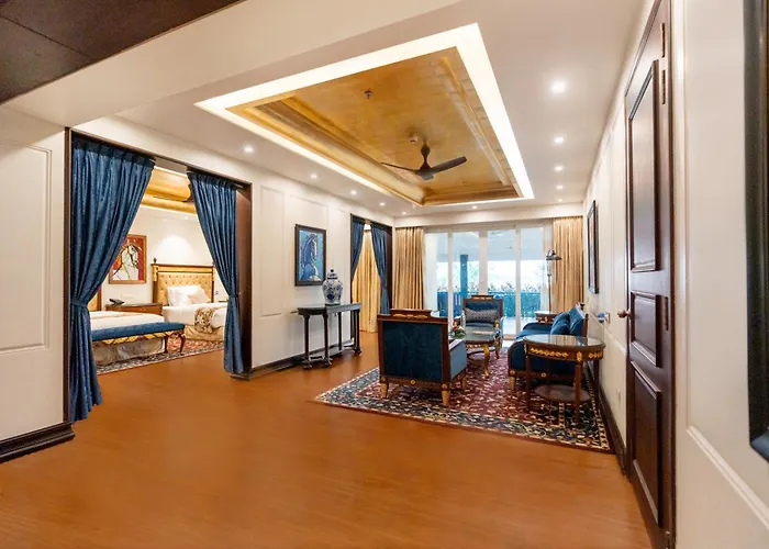 Mayfair Lake Resort Raipur 