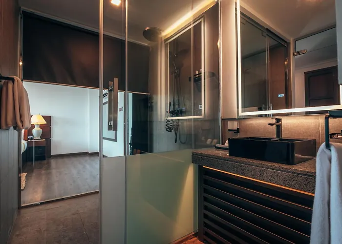 Fox Kandy By Fox Resorts - Luxury In The Mist