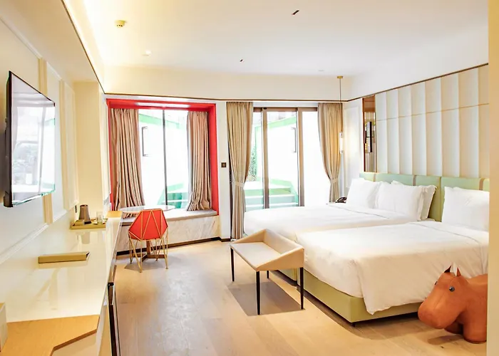 Yoho Treasure Island Hotel Macau