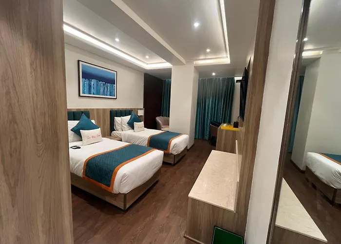 Zone Connect By The Park Prayagraj Hotel